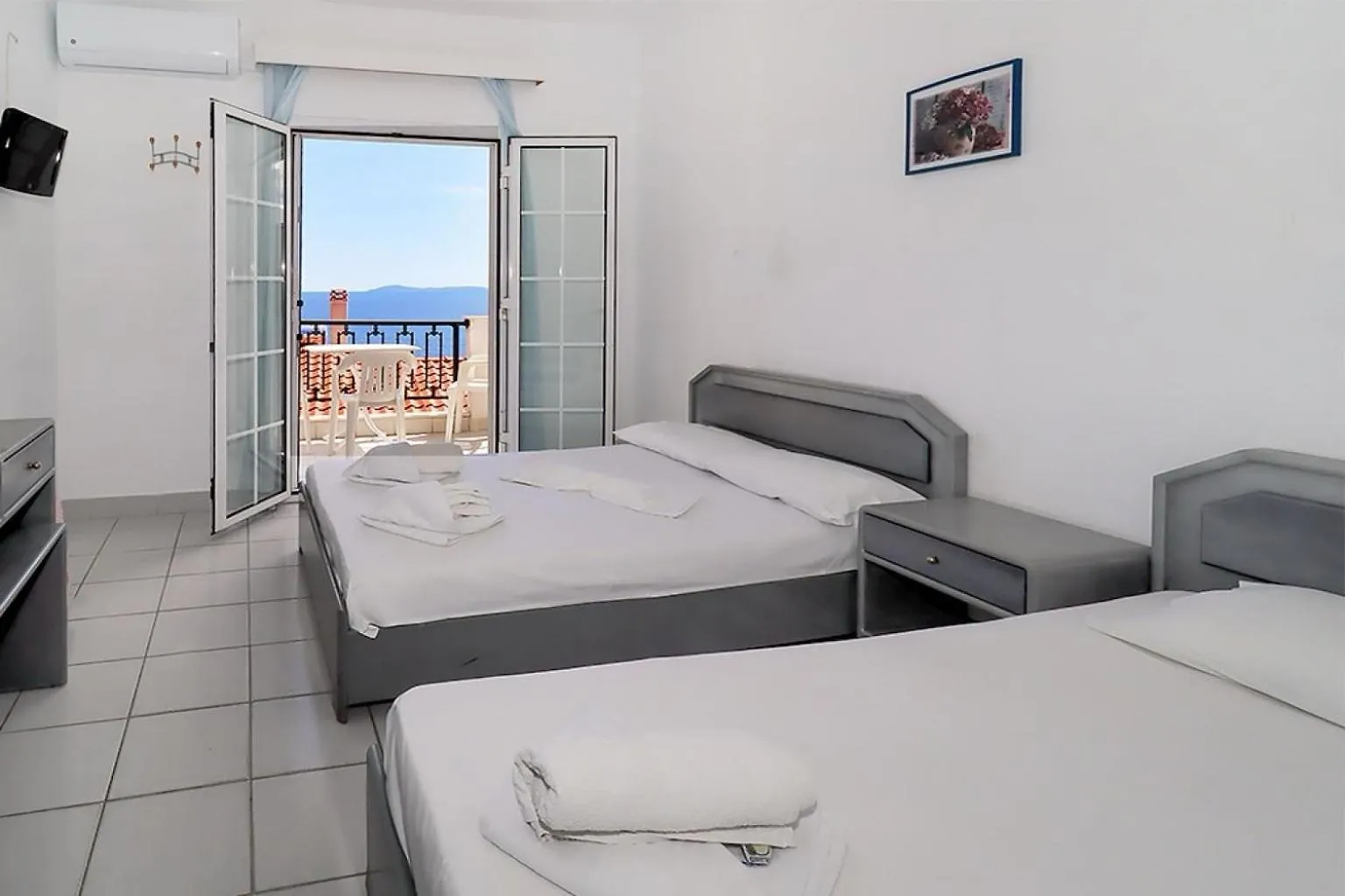 Athene Apartments Neos Marmaras Greece